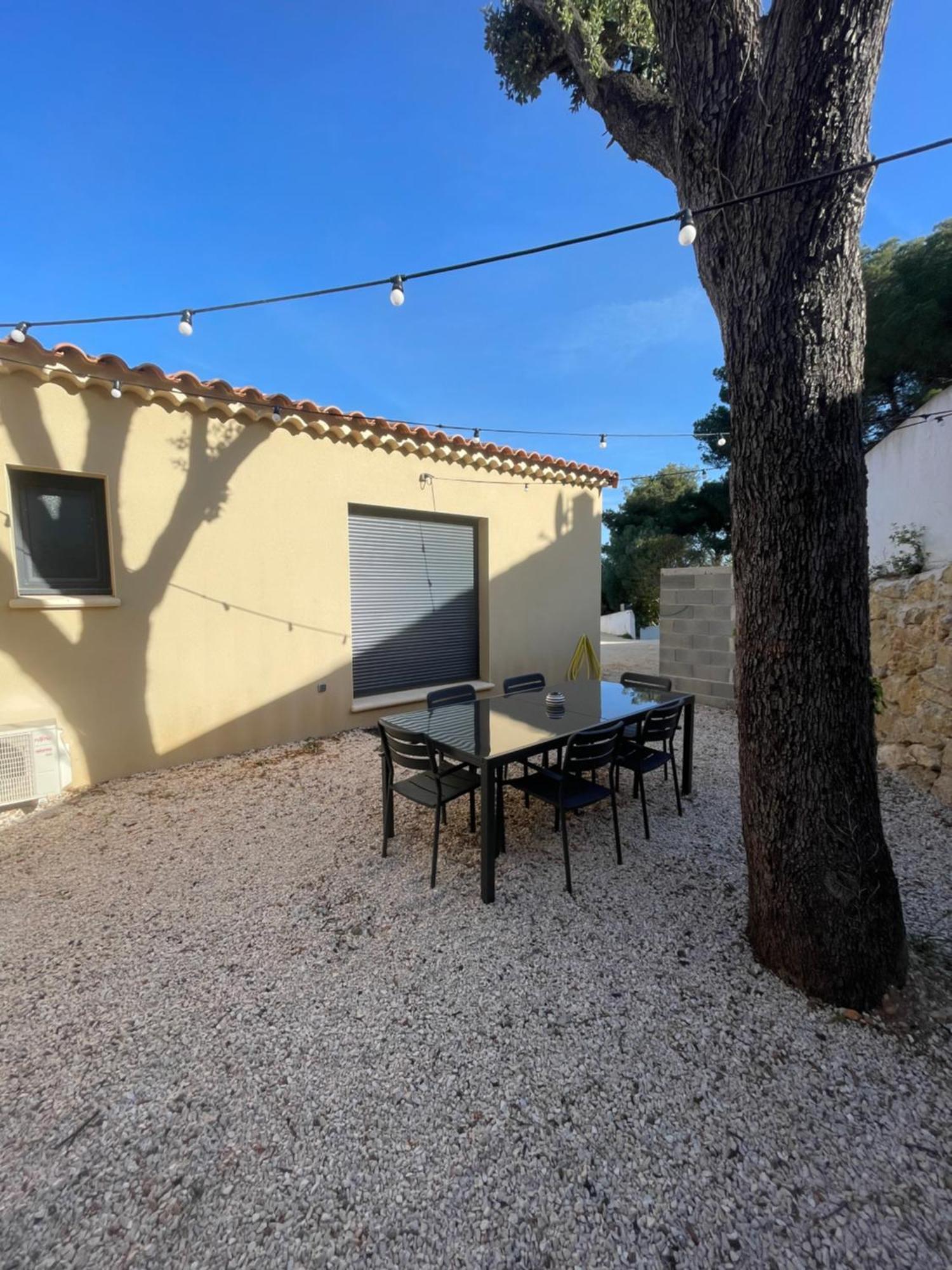 Maison T3 Dans Un Village Calme Saint-Mitre-les-Remparts Dış mekan fotoğraf