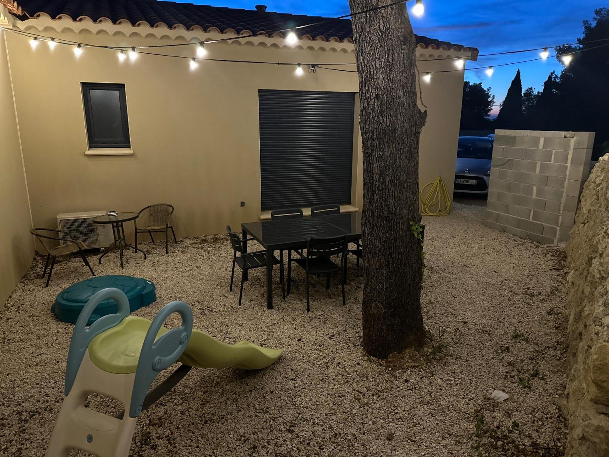 Maison T3 Dans Un Village Calme Saint-Mitre-les-Remparts Dış mekan fotoğraf