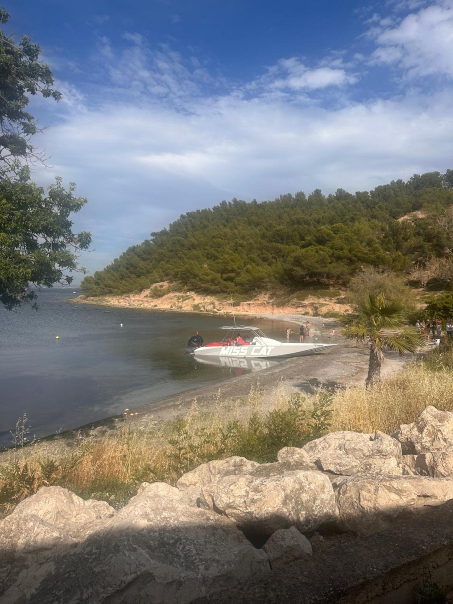Maison T3 Dans Un Village Calme Saint-Mitre-les-Remparts Dış mekan fotoğraf